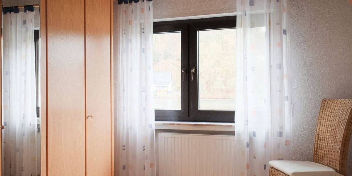 Mehrfamilienhaus, Wohnhaus Engelskirchen Wiehlmünden - 9 Zimmer, 272 m&sup2;, 630.000&euro; | Angebot:26318105