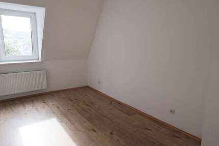 Wohnung Remscheid Ehringhausen - 2 Zimmer, 42 m&sup2;, 400&euro; | Angebot:27163106