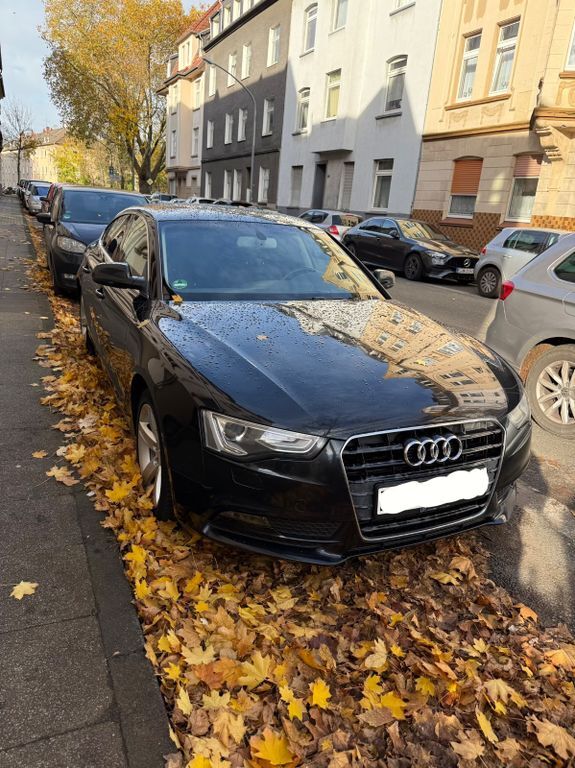 Audi A5 195.896 km 9.300 € Essen 45147