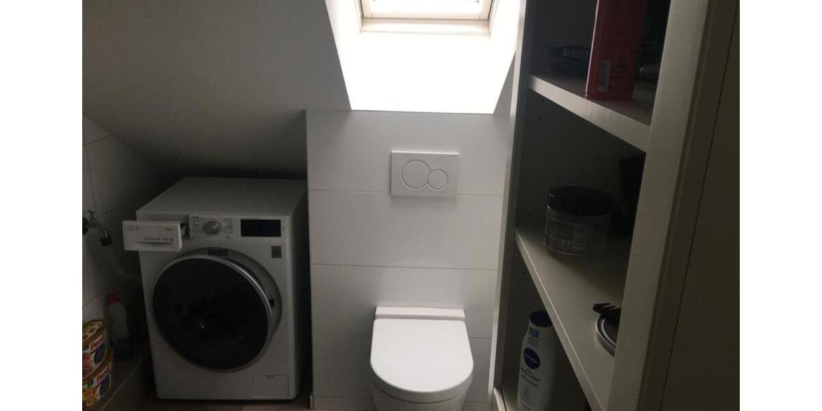 Dachgeschoßwohnung Ratingen Tiefenbroich - 2 Zimmer, 42 m&sup2;, 150.000&euro; | Angebot:18833422