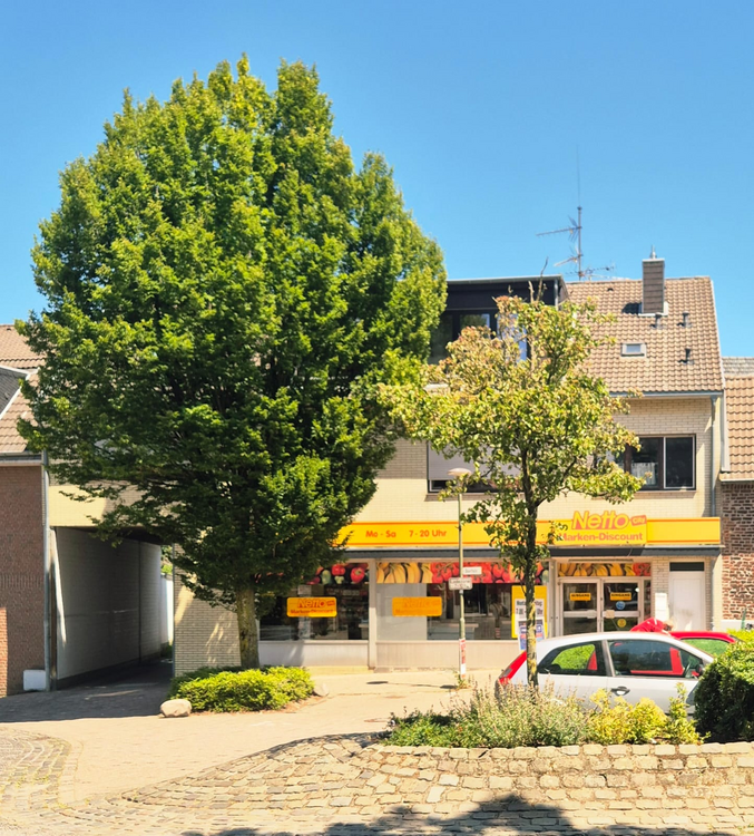Einzelhandel in Würselen 3.250 € 450 m²