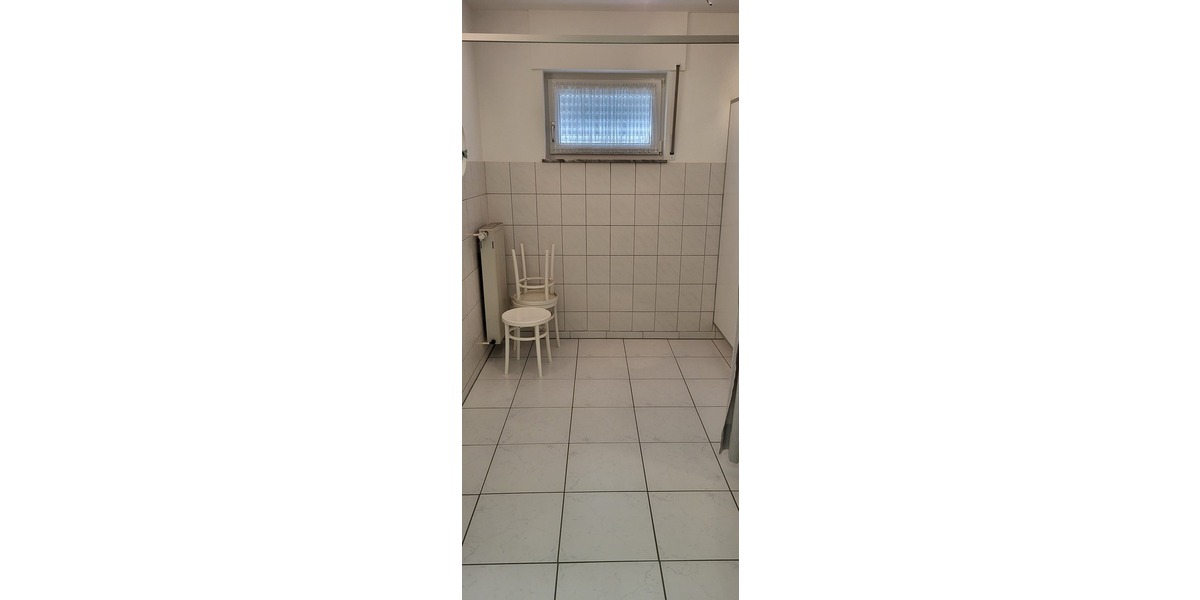 Gut erreichbare Gewerbeeinheit in Remscheid-Süd (Bliedinghausen) zimmer