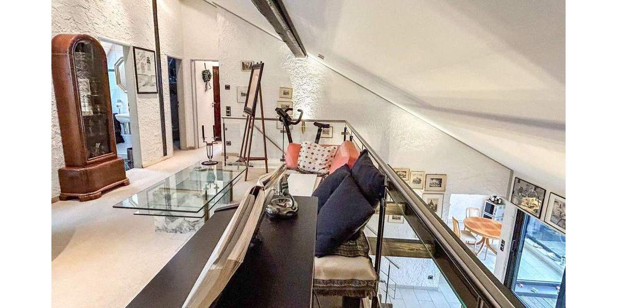 Galerie Wohnung in begehrter Lage von Leichlingen 5 zimmer