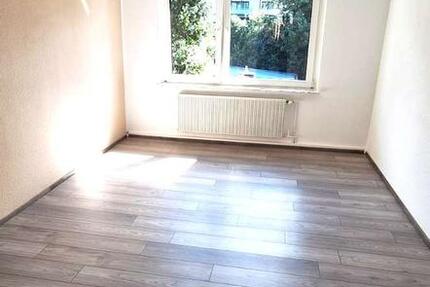 Wohnung Hagen Hagen-Mitte - 3 Zimmer, 75 m&sup2;, 600&euro; | Angebot:26707102
