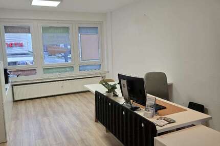 Büro in Düsseldorf 499 € 30 m² zimmer