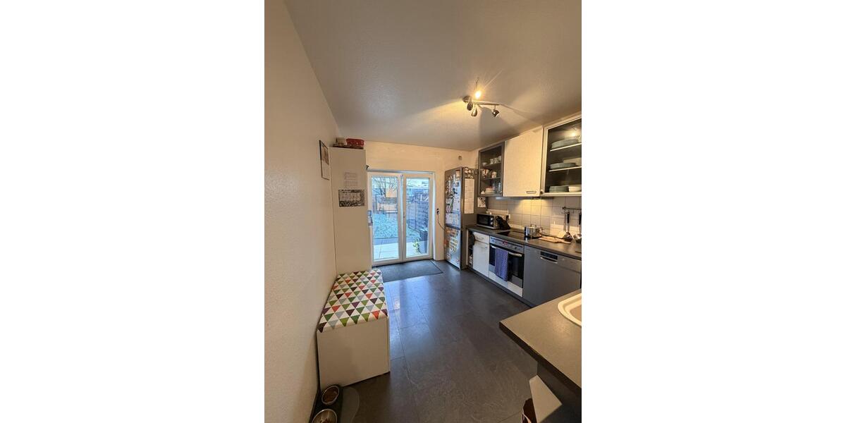 3-Zimmer-Wohnung (77 m²) mit Garten, großer Terrasse & Stellplatz 3 zimmer