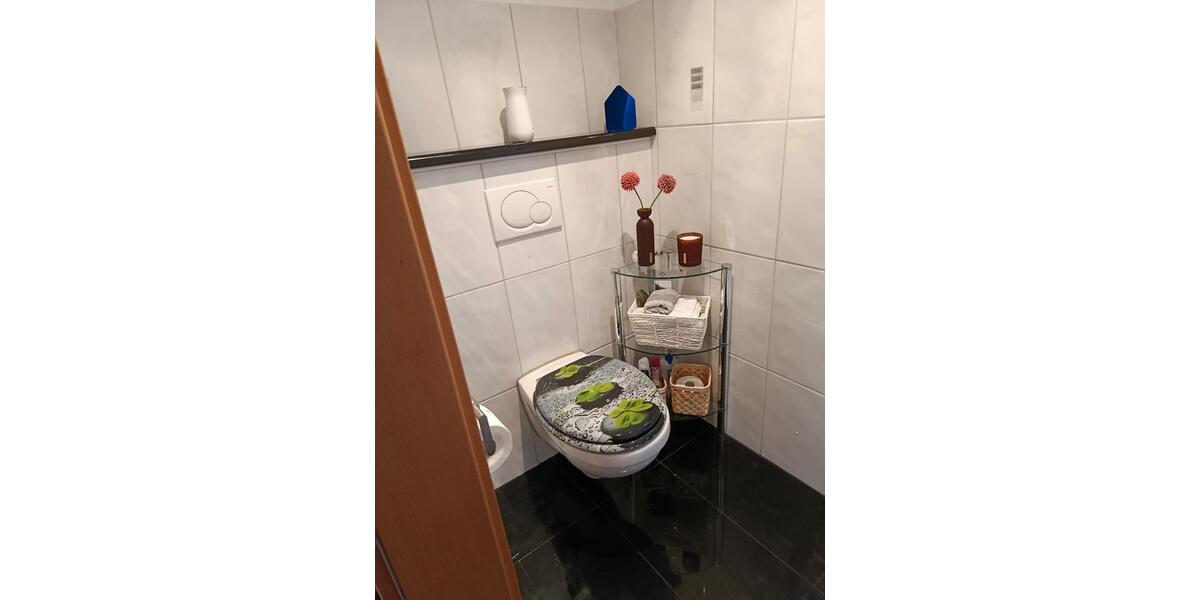 Erdgeschoßwohnung Solingen - 4 Zimmer, 136 m&sup2;, 484.000&euro; | Angebot:27224334