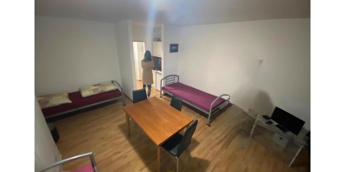Etagenwohnung Düsseldorf Pempelfort - 1 Zimmer, 40 m&sup2;, 650&euro; | Angebot:26241840