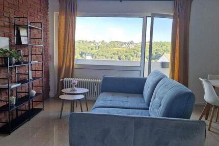 Renovierte 3-Zimmer-Wohnung mit Balkon & Garage - provisionsfrei 3 zimmer