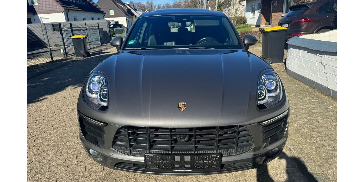 Porsche Macan 242.400 km 24.900 &euro; Ratingen 40885