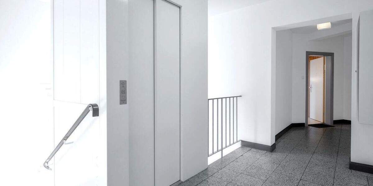 Etagenwohnung Düsseldorf Düsseltal - 3 Zimmer, 75 m&sup2;, 329.000&euro; | Angebot:25800161