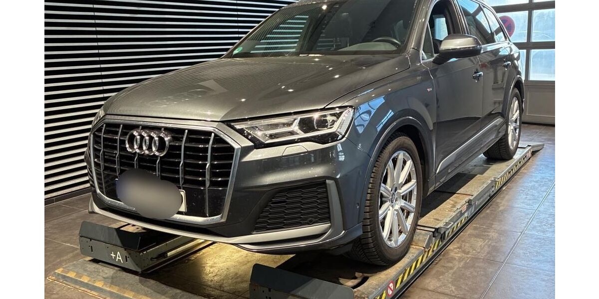 Audi Q7 77.932 km 46.497 &euro; Hagen 58091