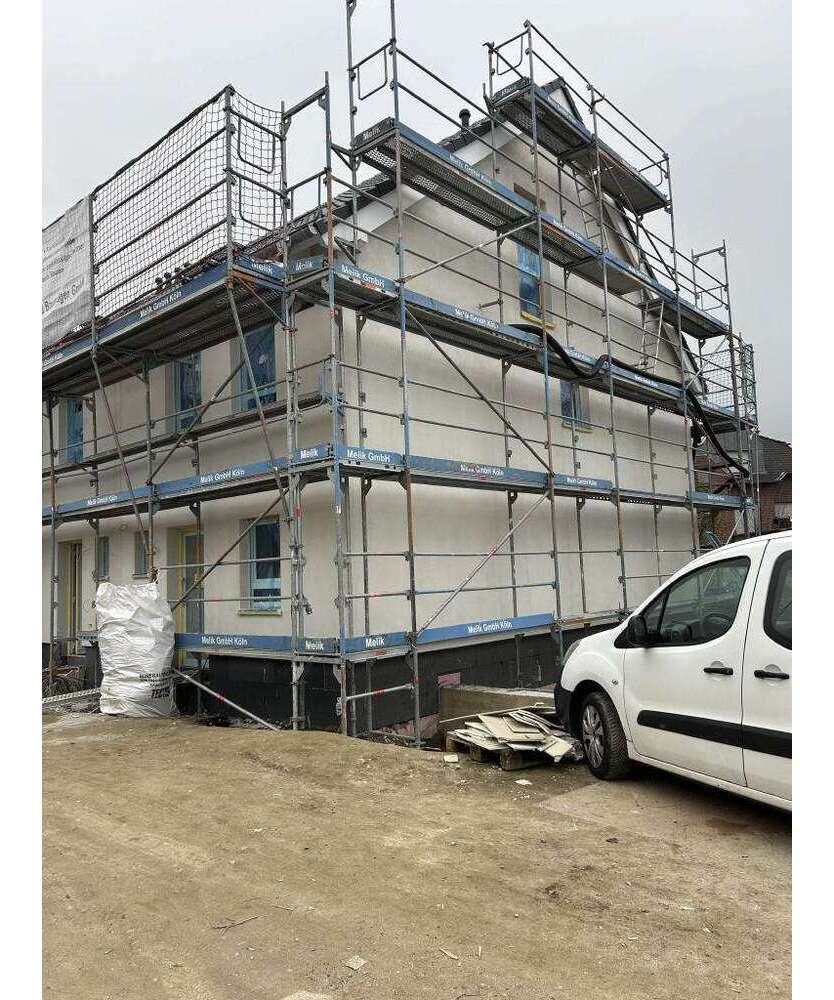 Haus zum Mieten in Langenfeld-Immigrath 2.120 € 124 m²