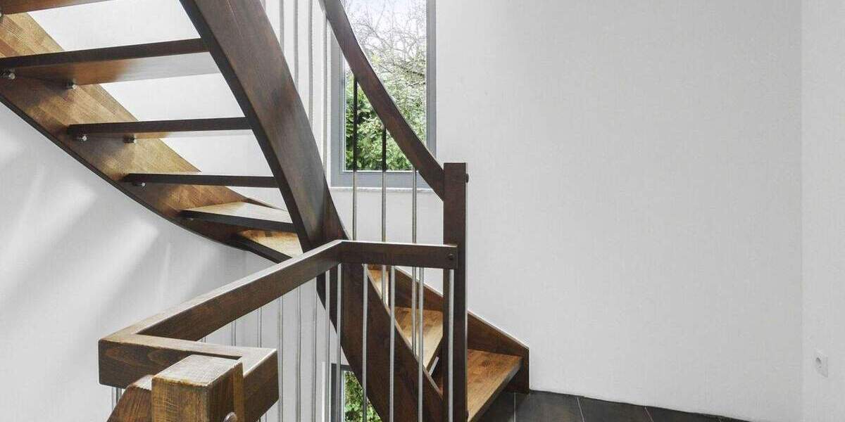 Architektonische Moderne trifft Energieeffizienz: flexibles Wohnen auf höchstem Niveau in Quettingen 8 zimmer