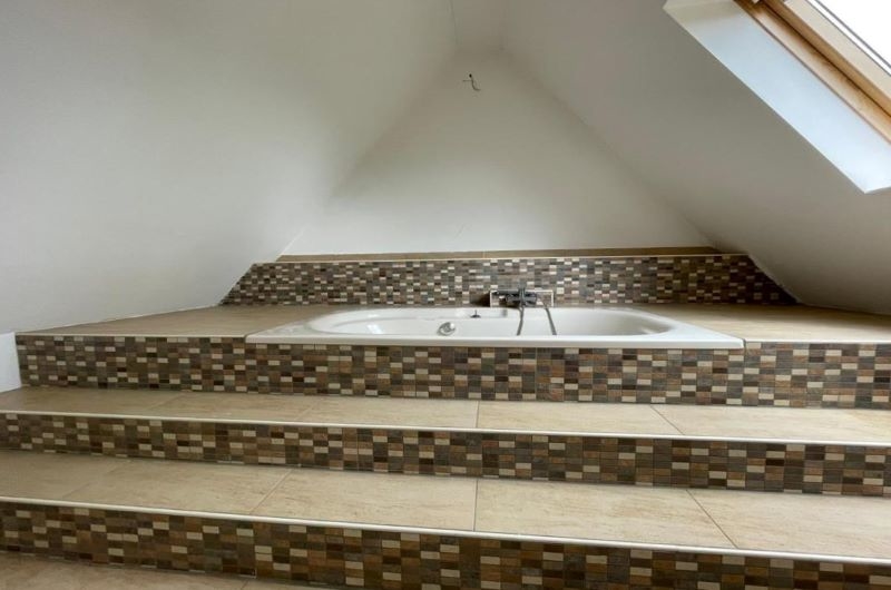 Helle Maisonette-Dachgeschosswohnung in der Nordstadt! 2 zimmer