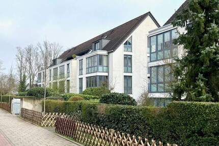 Hochwertig sanierte EG-Wohnung mit Parkett, Einbauküche & Garten 3 zimmer