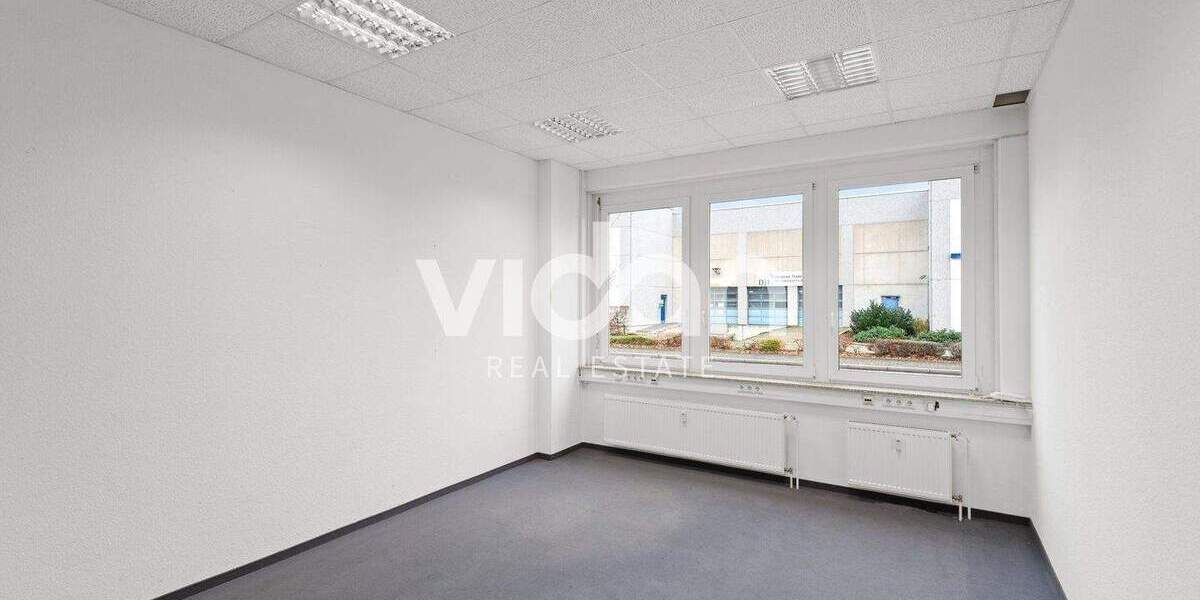 HALLE | BÜRO | STELLPLÄTZE | VIDAN REAL ESTATE zimmer
