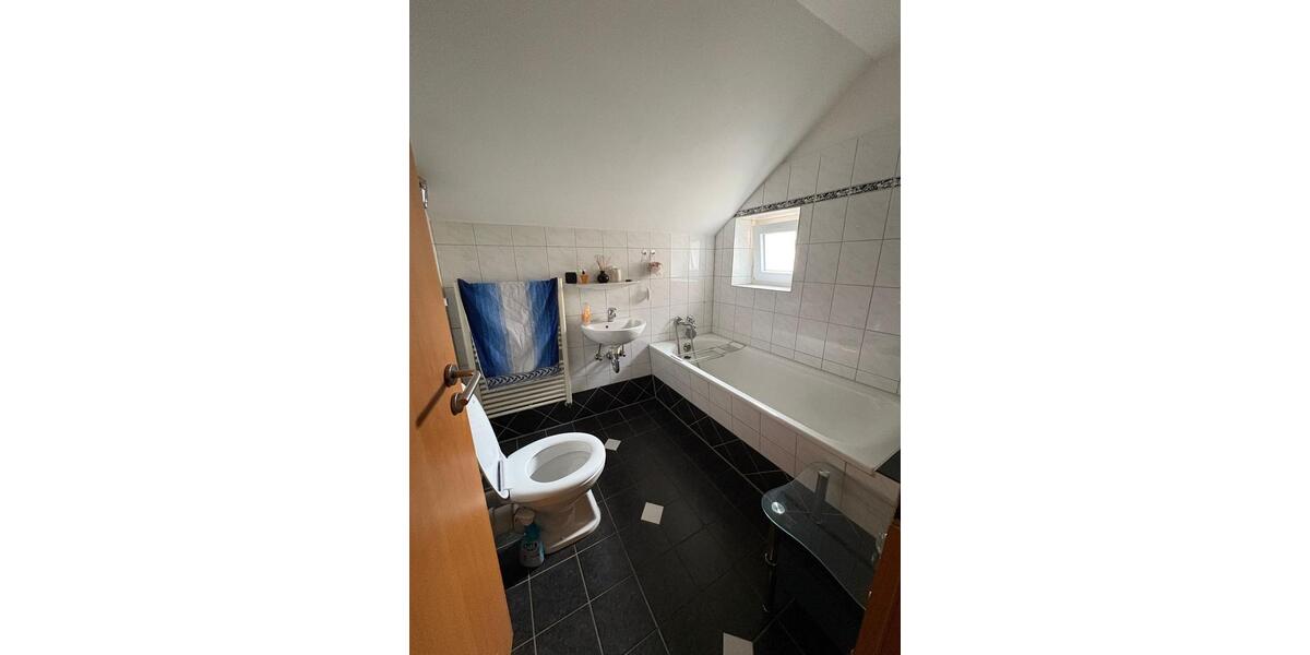 Dachgeschoßwohnung Hagen Hagen-Nord - 5 Zimmer, 120 m&sup2;, 850&euro; | Angebot:25146288