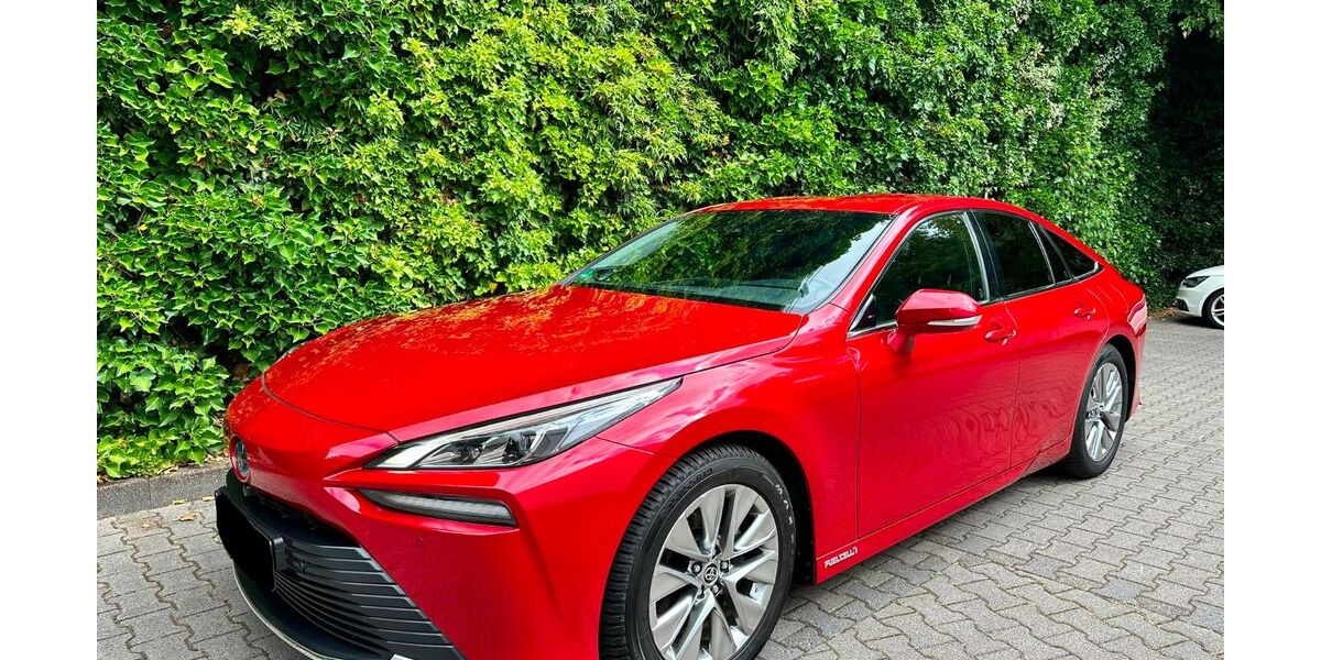 Toyota Mirai 135.142 km 8.999 &euro; Wuppertal 42281