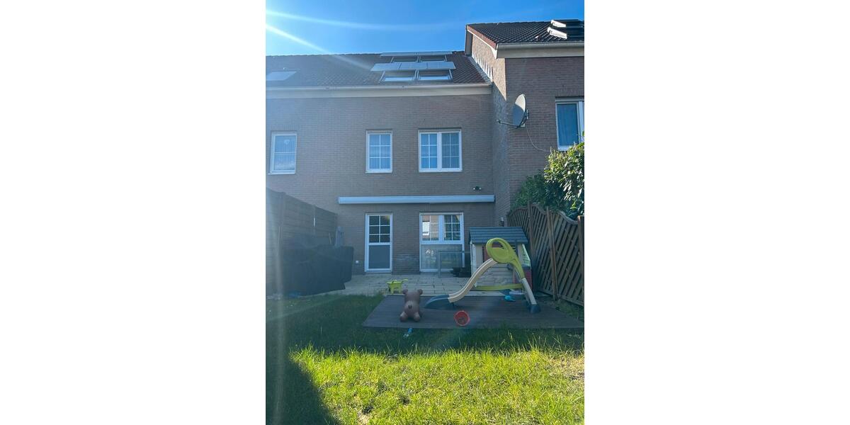 Reihenhaus Wermelskirchen - 4 Zimmer, 110 m&sup2;, 450.000&euro; | Angebot:26755198