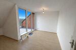 Lichtdurchflutete Dachgeschosswohnung in guter & zentraler Lage 2 zimmer