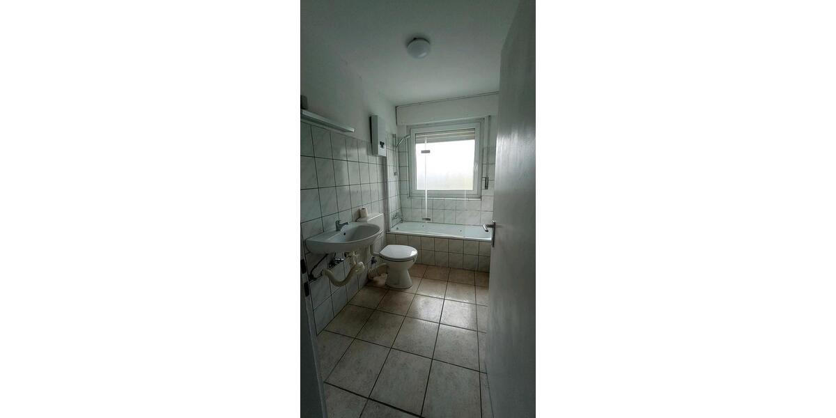 Etagenwohnung Radevormwald - 4 Zimmer, 83 m&sup2;, 720&euro; | Angebot:26262977