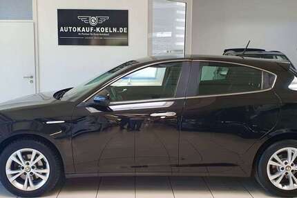 Alfa Romeo Giulietta 254.000 km 3.690 € Köln 51067