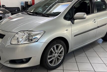 Toyota Auris 130.000 km 6.800 &euro; Leverkusen 51371
