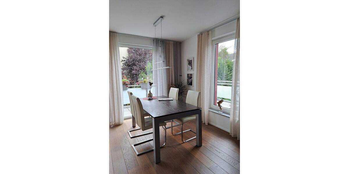 Schicke 4-Zimmer mit Dachterrasse - am Naturschutzgebiet Wiembach - provisionsfrei 4 zimmer