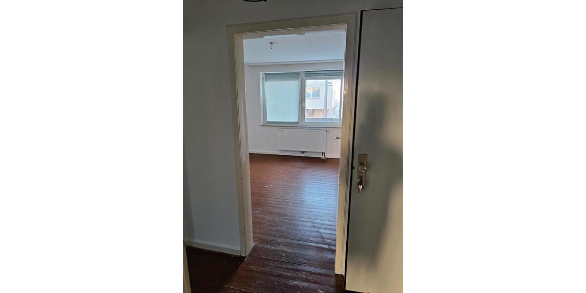 Erdgeschoßwohnung Solingen Mitte - 1 Zimmer, 45 m&sup2;, 590&euro; | Angebot:26545965