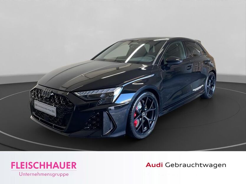 Audi RS3 3.500 km 65.880 € Köln 50823