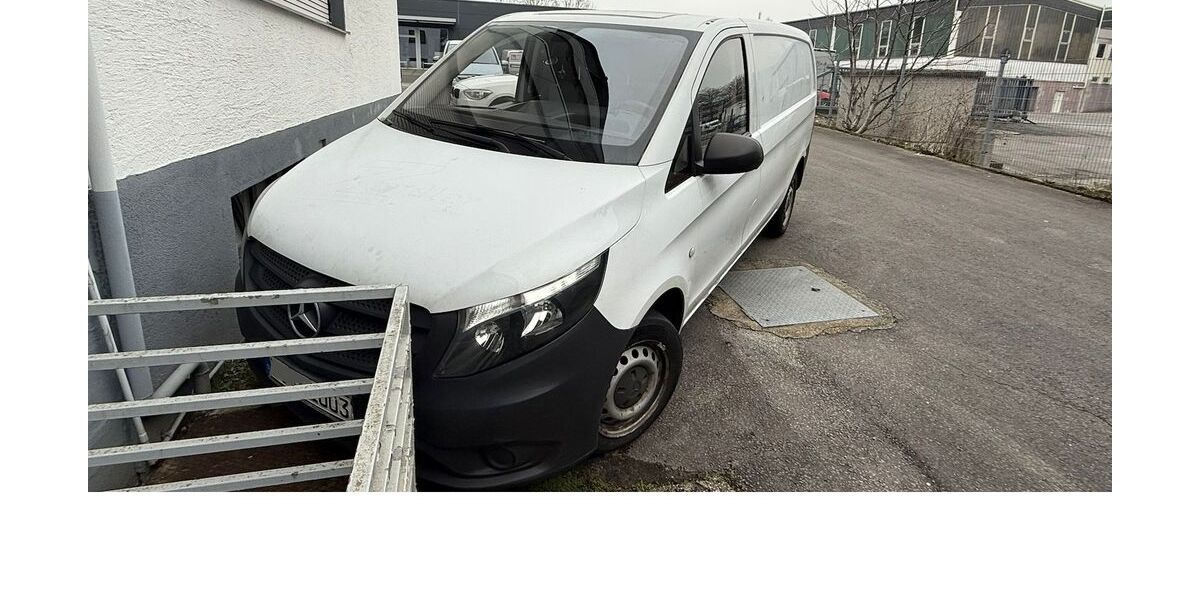 Mercedes-Benz Vito 131.165 km 8.690 &euro; Düsseldorf 40597