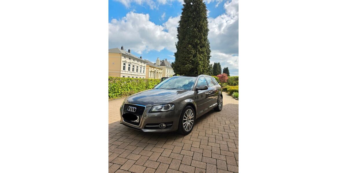 Audi A3 130.000 km 8.499 &euro; Wuppertal 42113