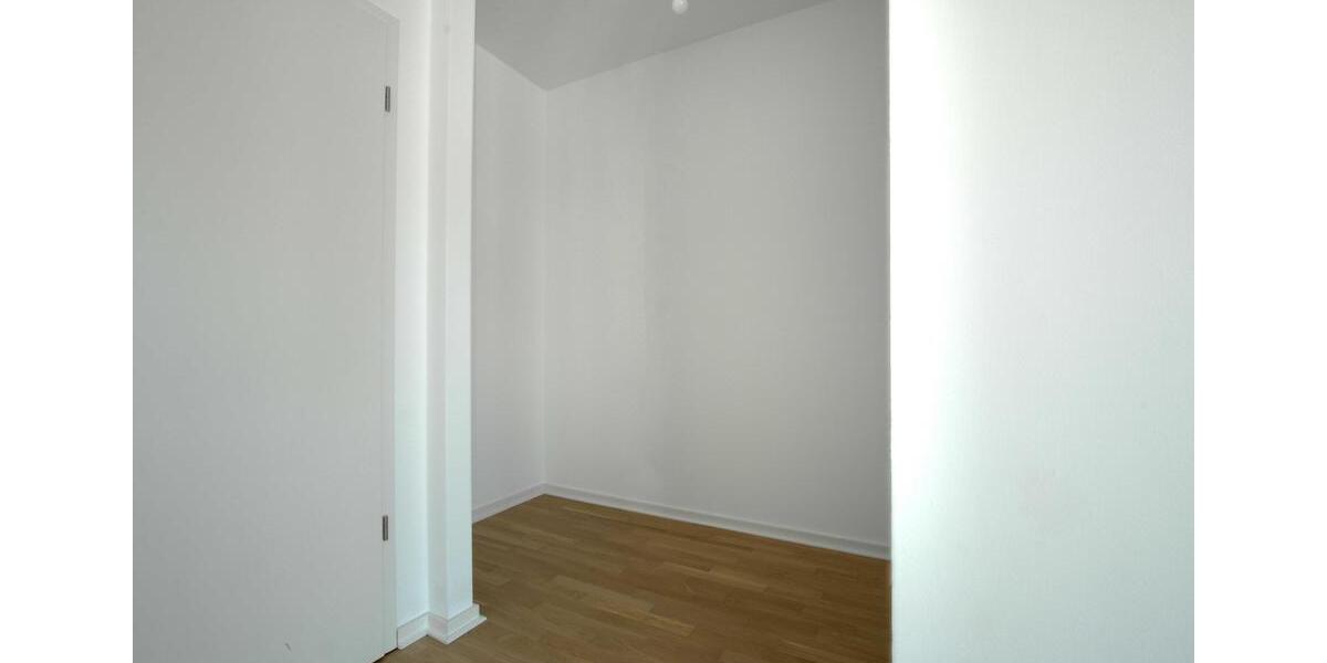 Einfamilienhaus Düsseldorf Derendorf - 4 Zimmer, 154 m&sup2;, 3.468&euro; | Angebot:26264772