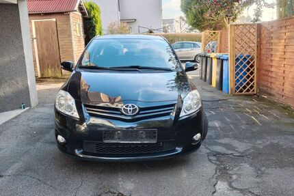 Toyota Auris 160.280 km 5.200 &euro; Solingen 42655