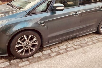 Ford S-Max 145.000 km 11.900 &euro; Hilden 40724