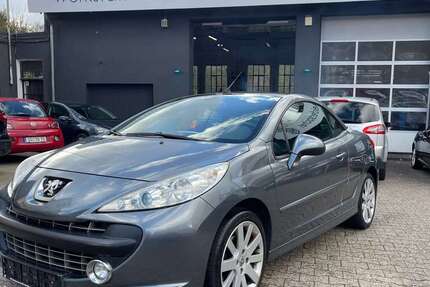 Peugeot 207 82.000 km 7.500 € Solingen 42653