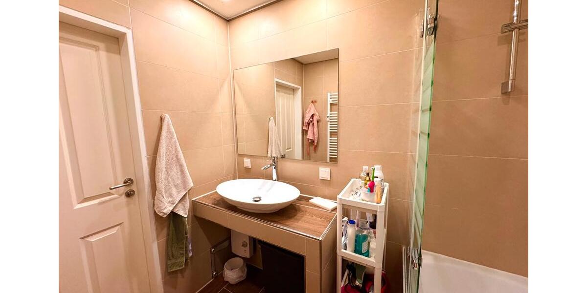 Dachgeschoßwohnung Hagen Hagen-Mitte - 3 Zimmer, 73 m&sup2;, 130.000&euro; | Angebot:27161538