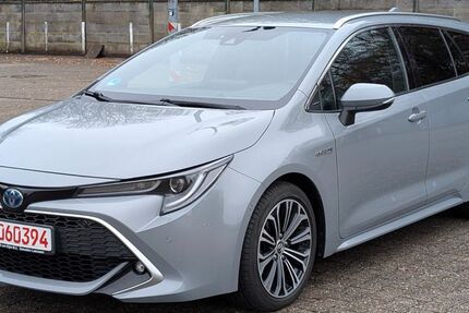 Toyota Corolla 150.300 km 18.445 € Düsseldorf 40589