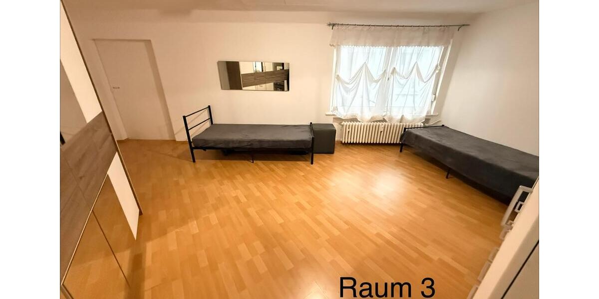 Große 4,5-Zimmer-Wohnung ca. 140 m² in Düsseldorf (Etagenwohnung) 4.5 zimmer