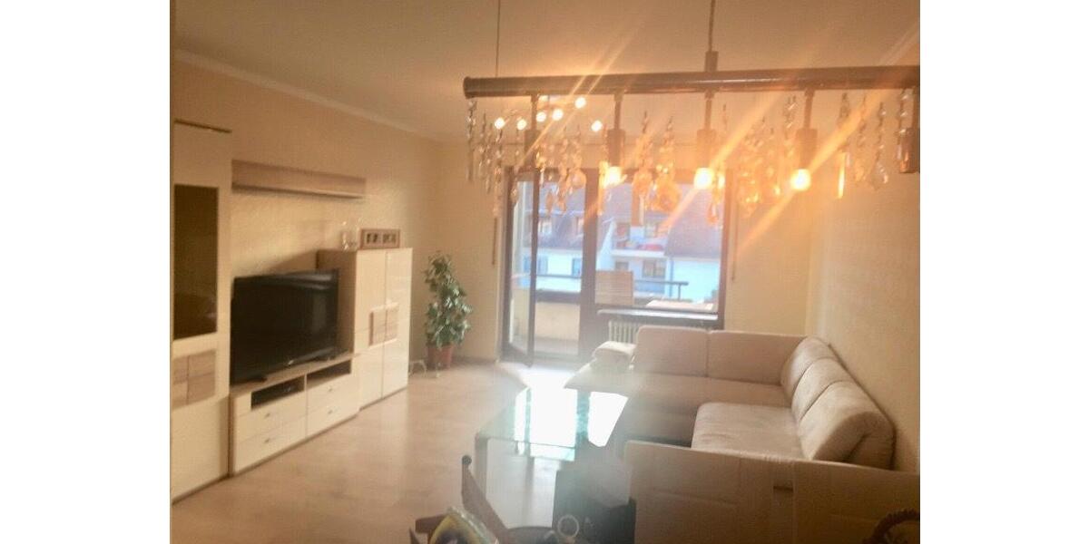 Etagenwohnung Düsseldorf Oberbilk - 2 Zimmer, 60 m&sup2;, 1.390&euro; | Angebot:26411570