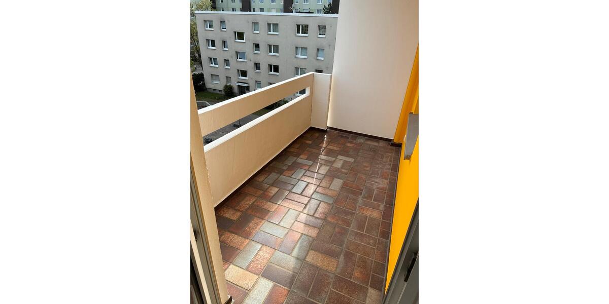 Etagenwohnung Düsseldorf Derendorf - 3 Zimmer, 70 m&sup2;, 1.200&euro; | Angebot:26362632