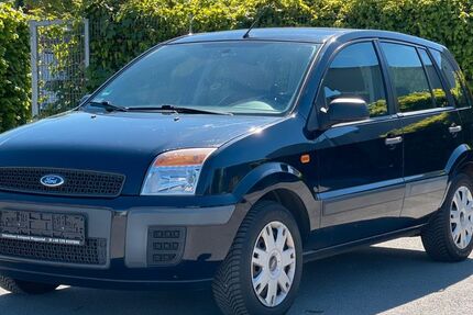 Ford Fusion 156.000 km 2.750 &euro; Wuppertal 42389