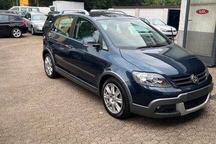 VW Golf 105.000 km 6.480 € Essen 45141