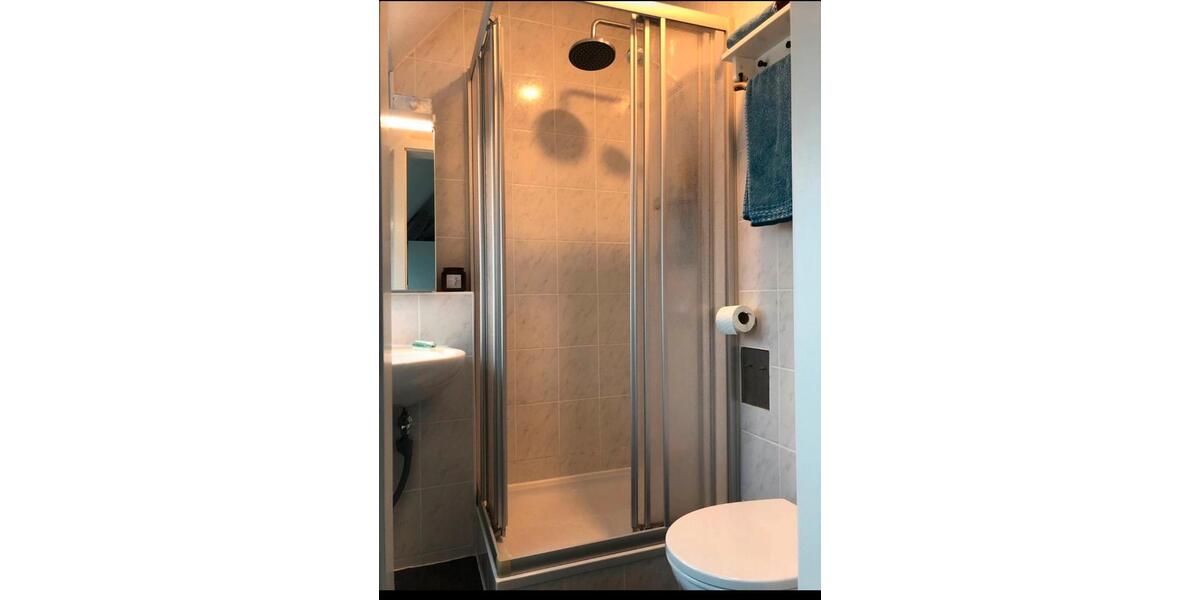 Dachgeschosswohnung mit Dachterrasse in ruhiger Lage 3 zimmer