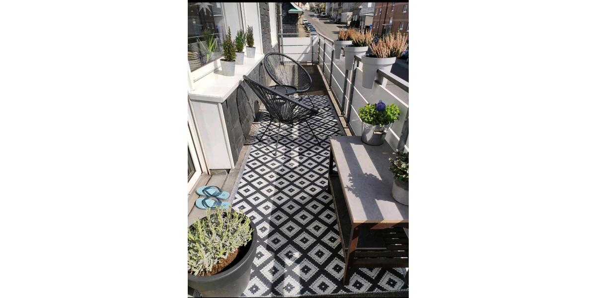 Gepflegte 4 Zimmer Eigentumswohnung mit 2 Balkonen und Stellplatz 4 zimmer