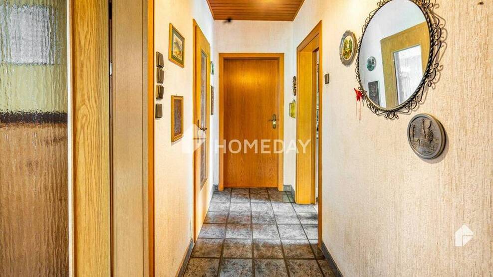 Attraktives Mehrfamilienhaus mit 3 Wohneinheiten in ruhiger Lage