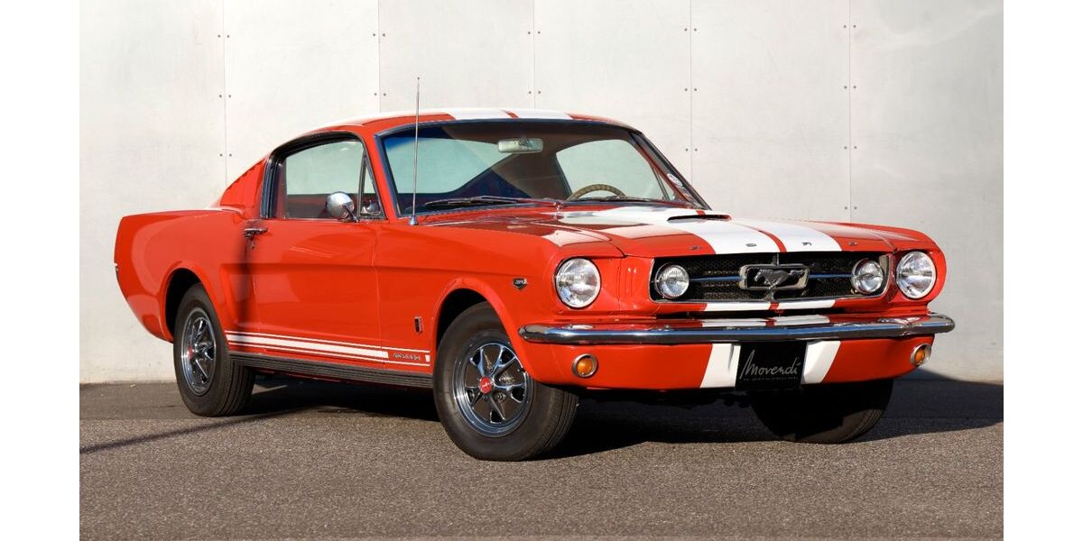 Ford Mustang 107.400 km 64.500 &euro; Düsseldorf 40591