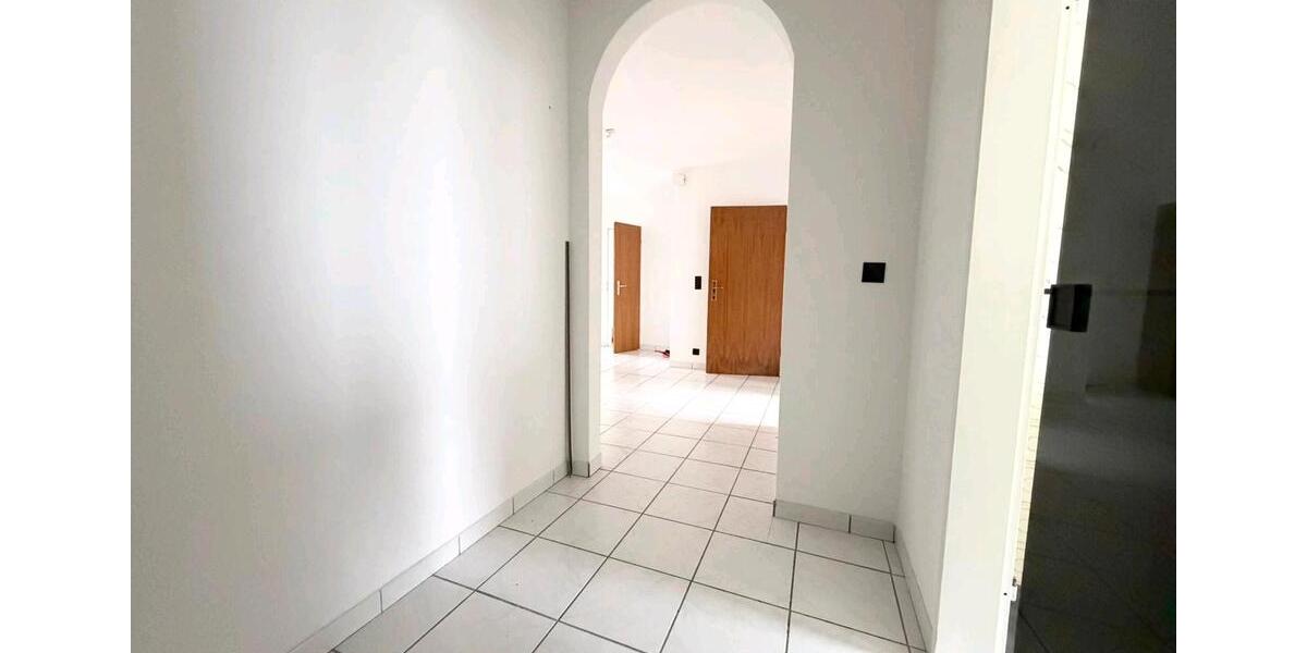 Etagenwohnung Hilden - 3 Zimmer, 120 m&sup2;, 1.400&euro; | Angebot:26312970