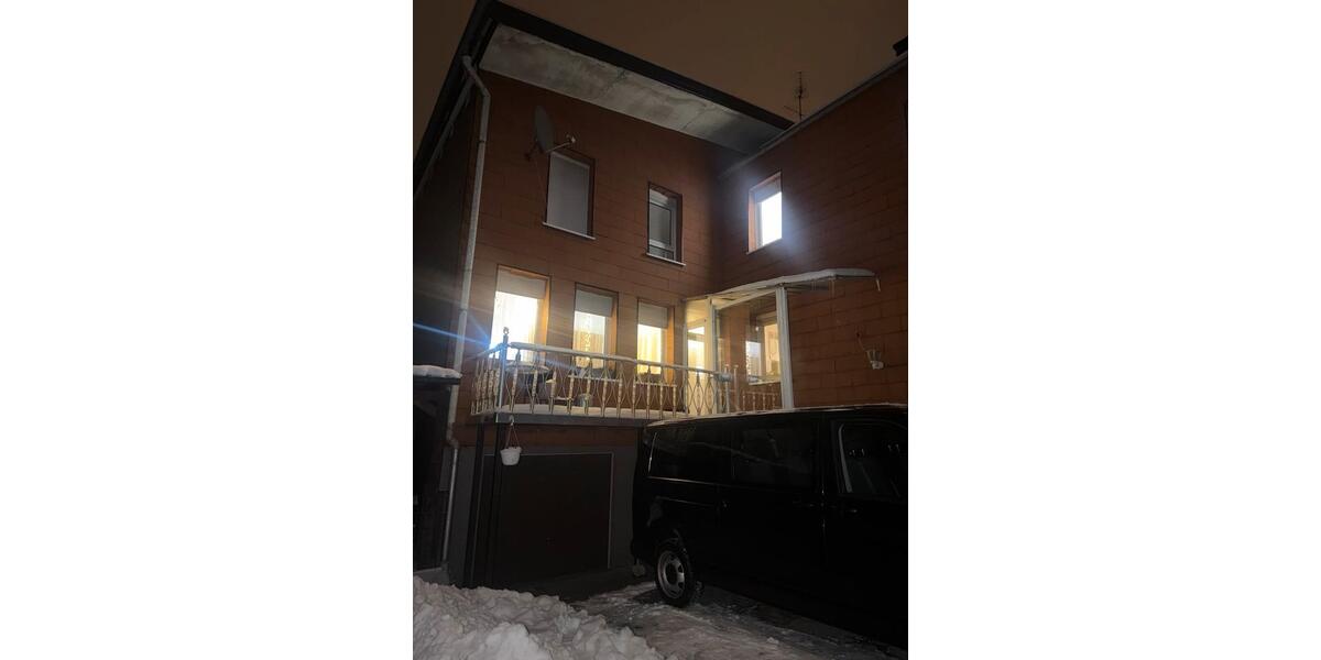 Haus zur Verkaufen 10 zimmer